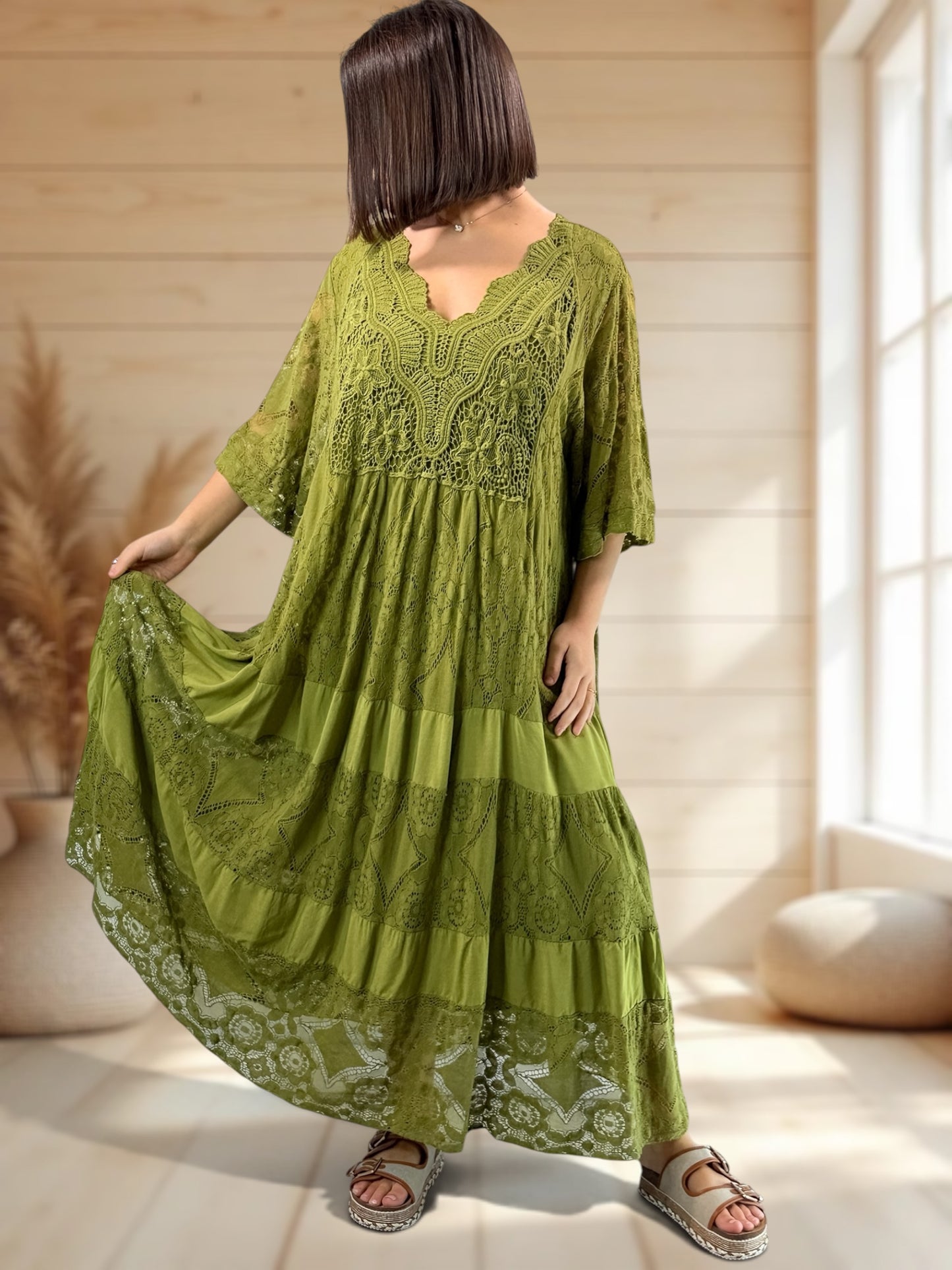 LINDA - ROBE LONGUE VERTE EN DENTELLE JUSQU'A LA TAILLE 56
