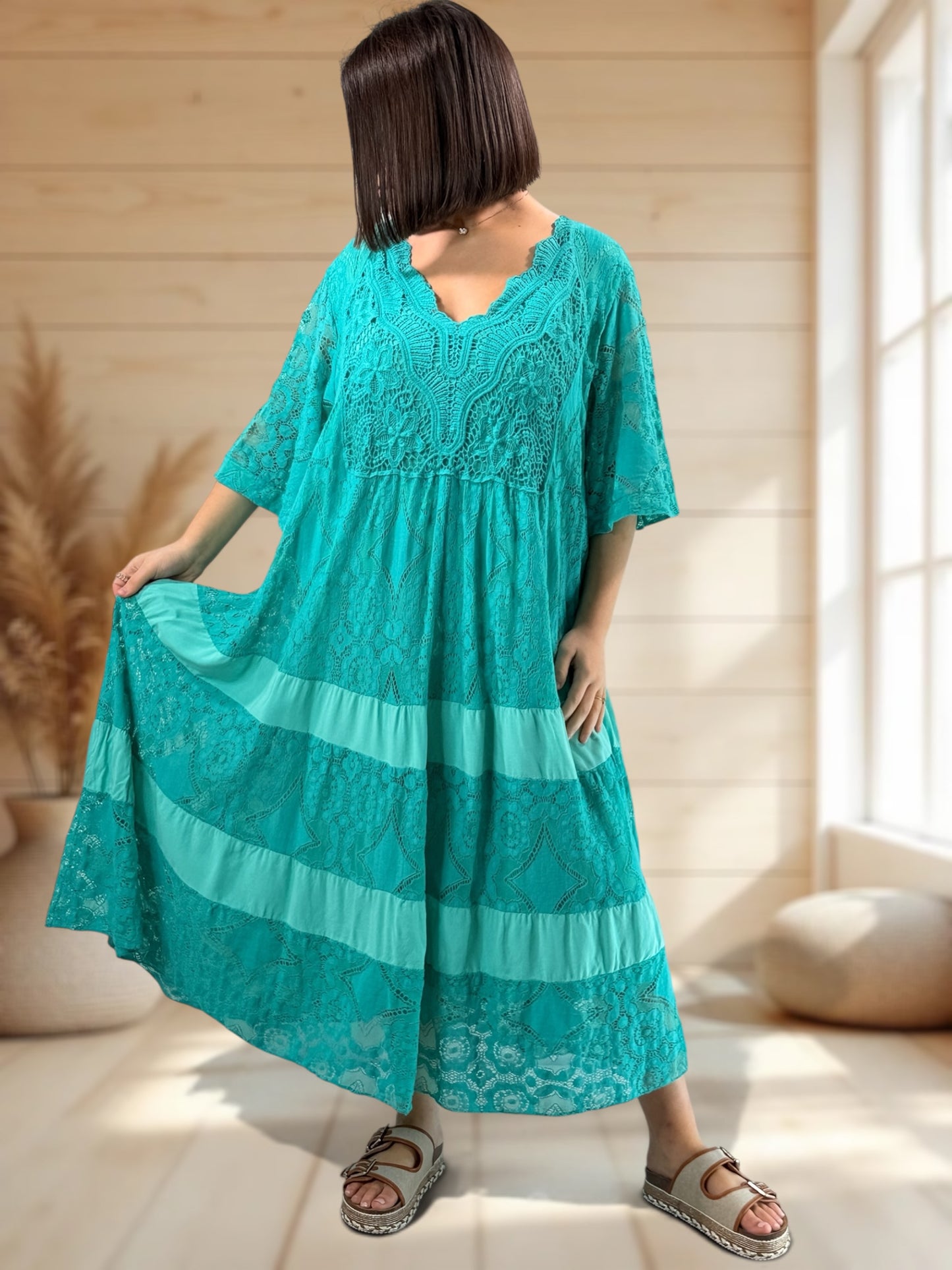 LINDA - ROBE LONGUE LAGON EN DENTELLE JUSQU'A LA TAILLE 56