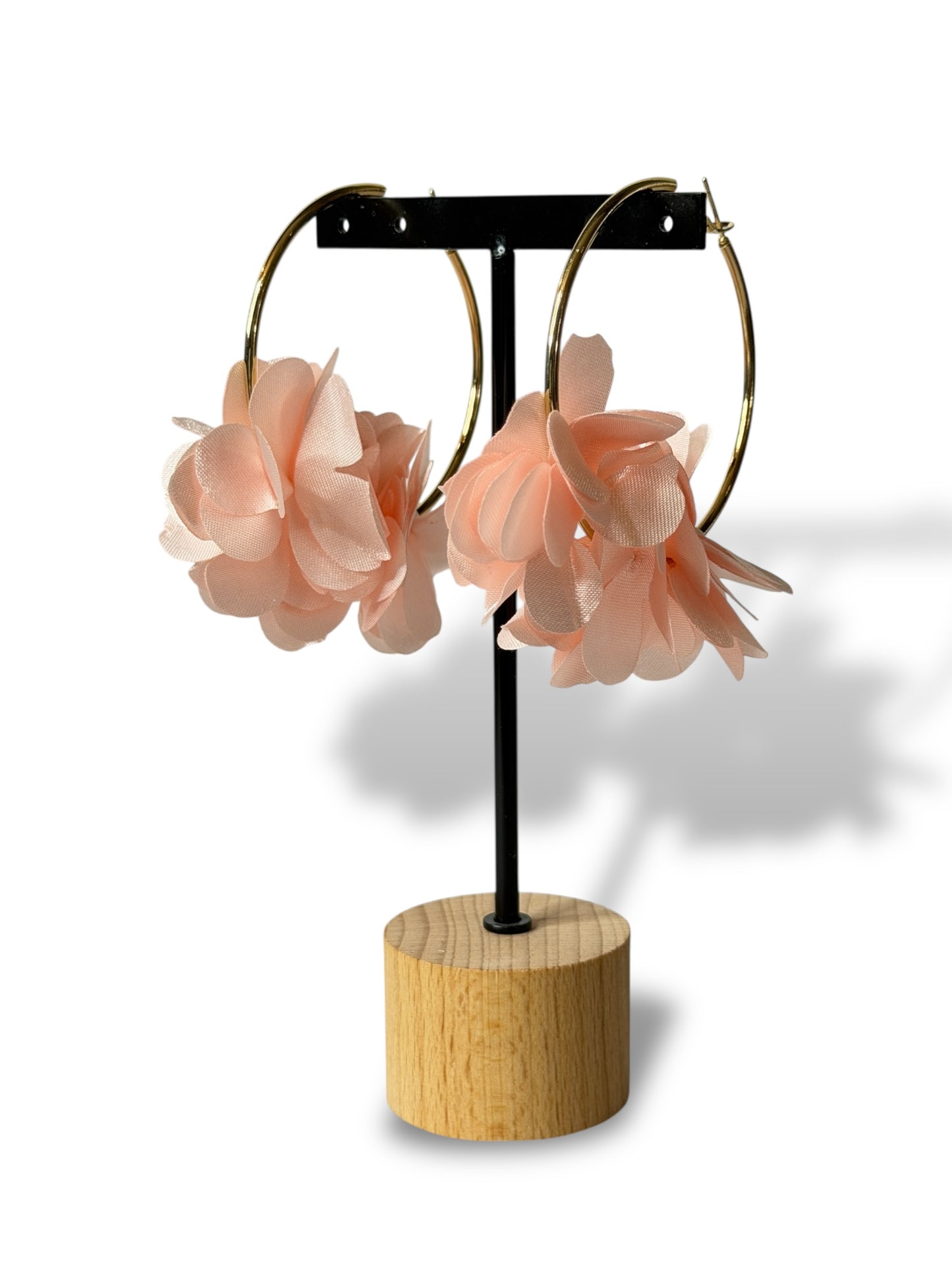 LOLITA - BOUCLES D'OREILLES CREOLES AVEC FLEUR ROSE