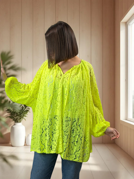 LAURA  - BLOUSE JAUNE EN DENTELLE JUSQU'A LA TAILLE 54