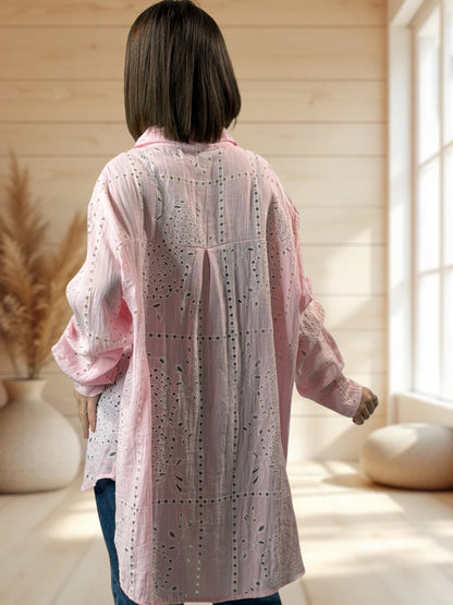 MARBELLA - CHEMISE OVERSIZE EN BRODERIE ANGLAISE ROSE JUSQU'A LA TAILLE 52