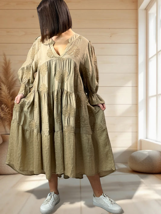 ROSALINA - ROBE ROSE BRODEE CAMEL JUSQU'A LA TAILLE 50/52