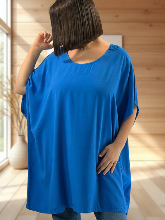 RAQUEL  - TUNIQUE OVERSIZE BLEUE JUSQU'A LA TAILLE 56
