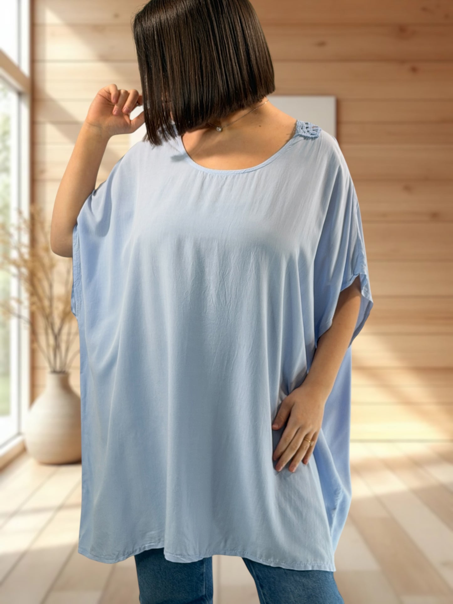 RAQUEL  - TUNIQUE OVERSIZE BLEUE CIEL JUSQU'A LA TAILLE 56