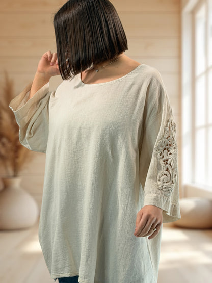 BELLA - TUNIQUE BEIGE MANCHES AVEC DENTELLE JUSQU'A LA TAILLE 54