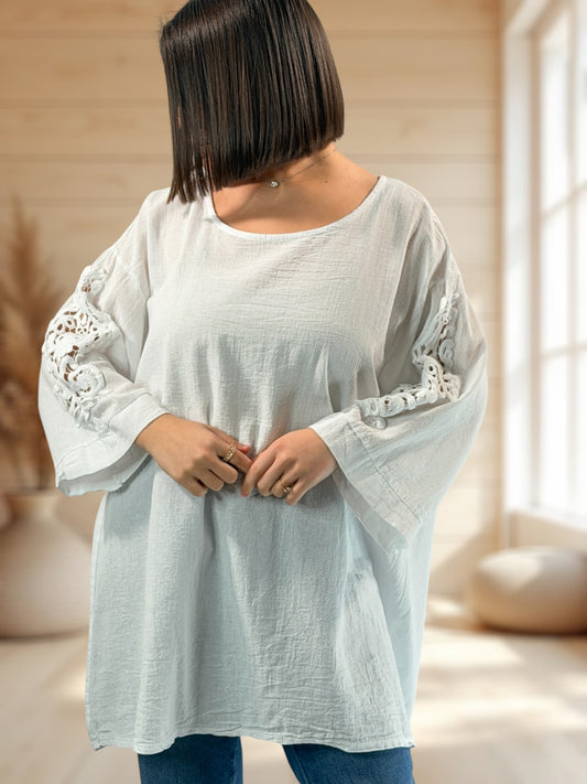 BELLA - TUNIQUE BLANCHE MANCHES AVEC DENTELLE JUSQU'A LA TAILLE 54