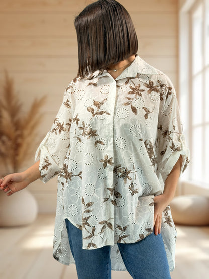 CEREZA - CHEMISE EN BRODERIE ANGLAISE MOTIF MARRON JUSQU'A LA TAILLE 56