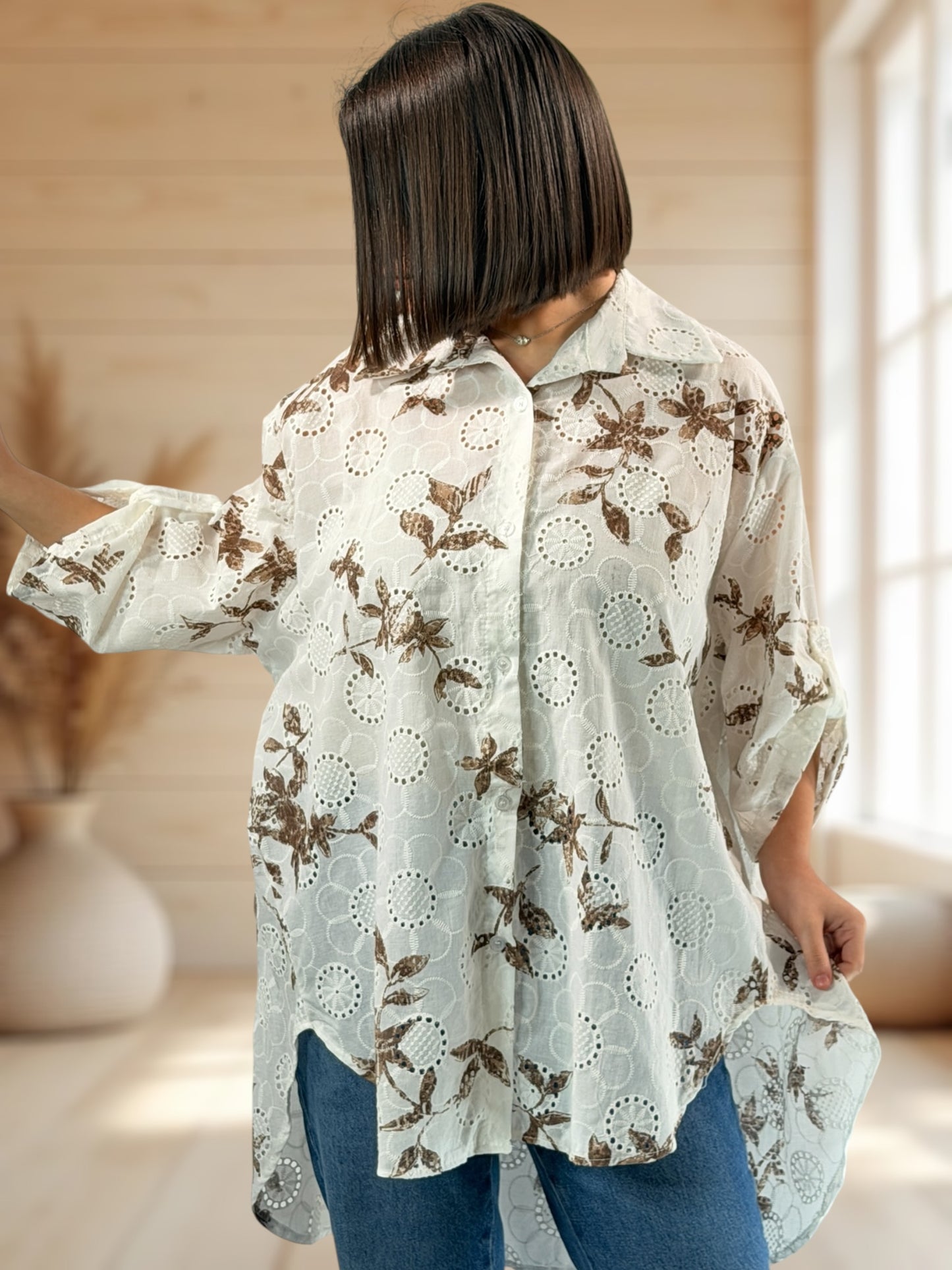 CEREZA - CHEMISE EN BRODERIE ANGLAISE MOTIF MARRON JUSQU'A LA TAILLE 56