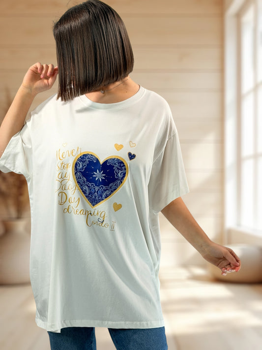 ERIKO - T-SHIRT OVERSIZE BLANC MOTIF COEUR TAILLE 46/48 A 56