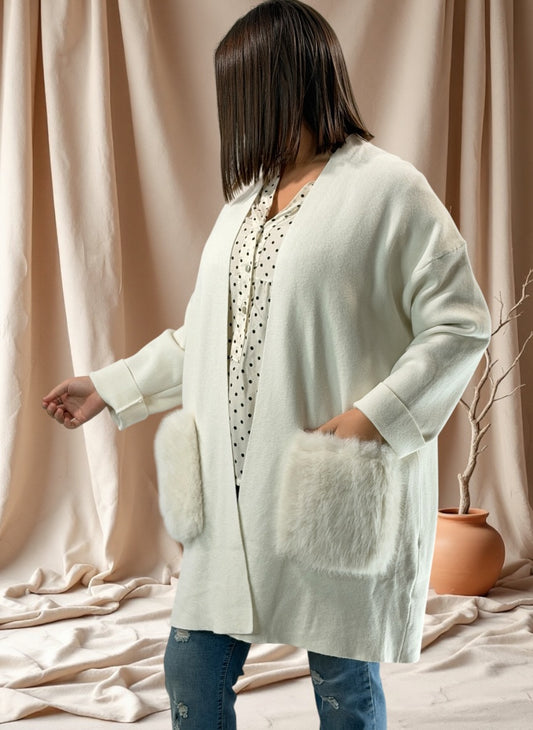 LULU - GILET OVERSIZE BLANC CASSE JUSQU'A LA TAILLE 50/52