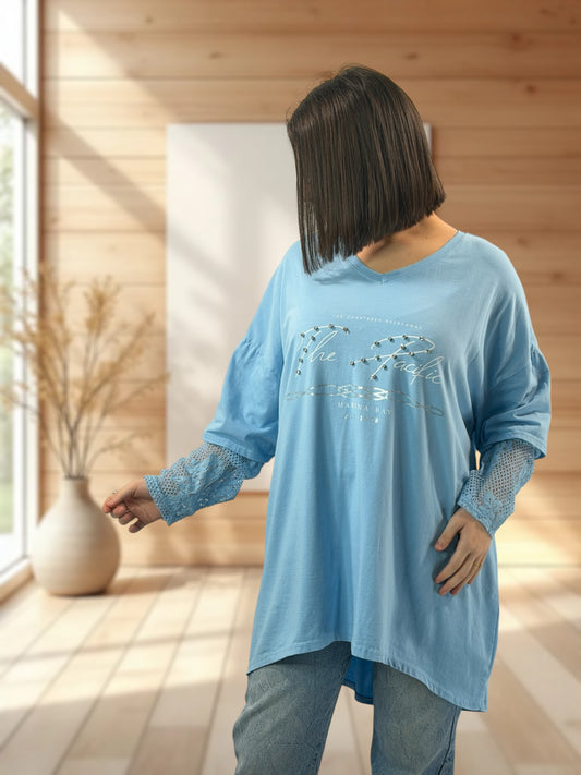 LOVELY - TEE-SHIRT BLEU CIEL MANCHES EN DENTELLE JUSQU'A LA TAILLE 54