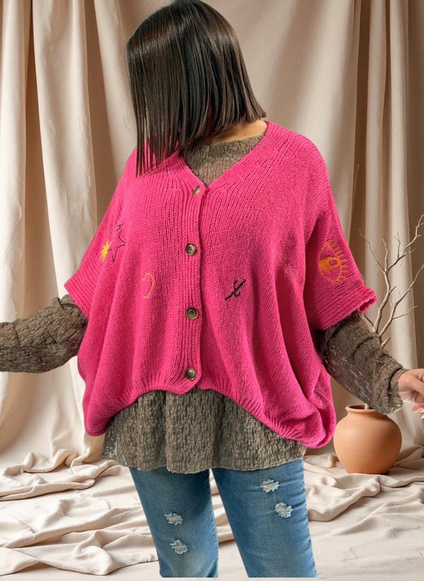 SOPHIA - GILET OVERSIZE FUCHSIA BRODE JUSQU'A LA TAILLE 56