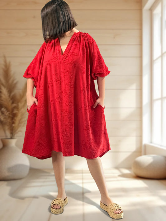 IRENKA - ROBE ROUGE BRODEE JUSQU'A LA TAILLE 54/56