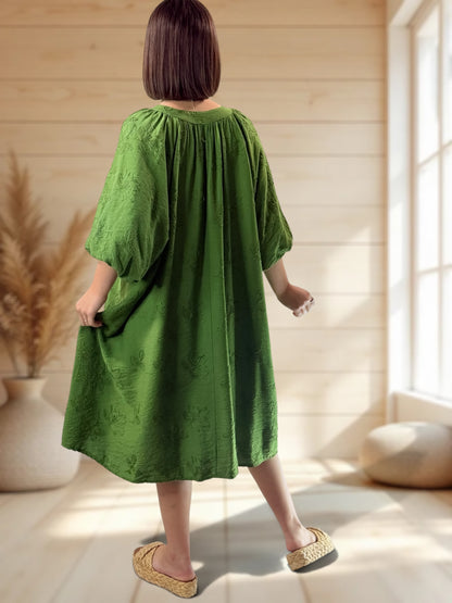 IRENKA - ROBE VERTE BRODEE JUSQU'A LA TAILLE 54/56