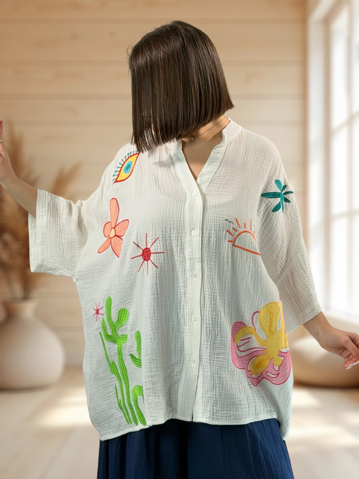 RENATA - CHEMISE BLANCHE BRODEE JUSQU'A LA TAILLE 54