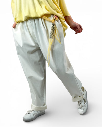 COCO - PANTALON FLUIDE BLANC AVEC FOULARD TAILLE 46 A 52