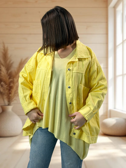 MATTEO - VESTE EN JEAN JAUNE AVEC BRODERIE ANGLAISE TAILLE 46/48 A 52