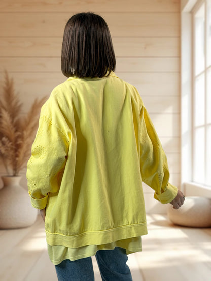 MATTEO - VESTE EN JEAN JAUNE AVEC BRODERIE ANGLAISE TAILLE 46/48 A 52