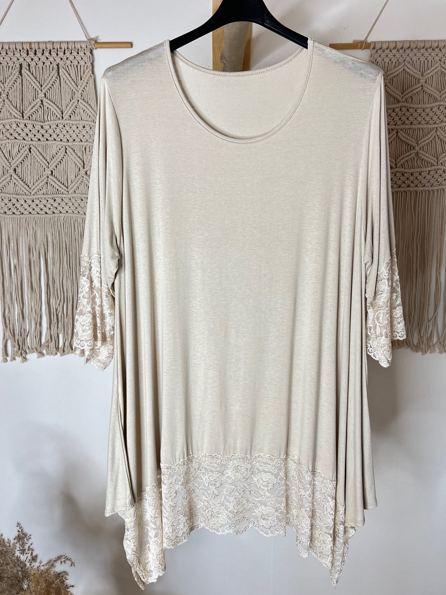 CINDY - TOP SABLE TAILLE 44/46 A 56/58