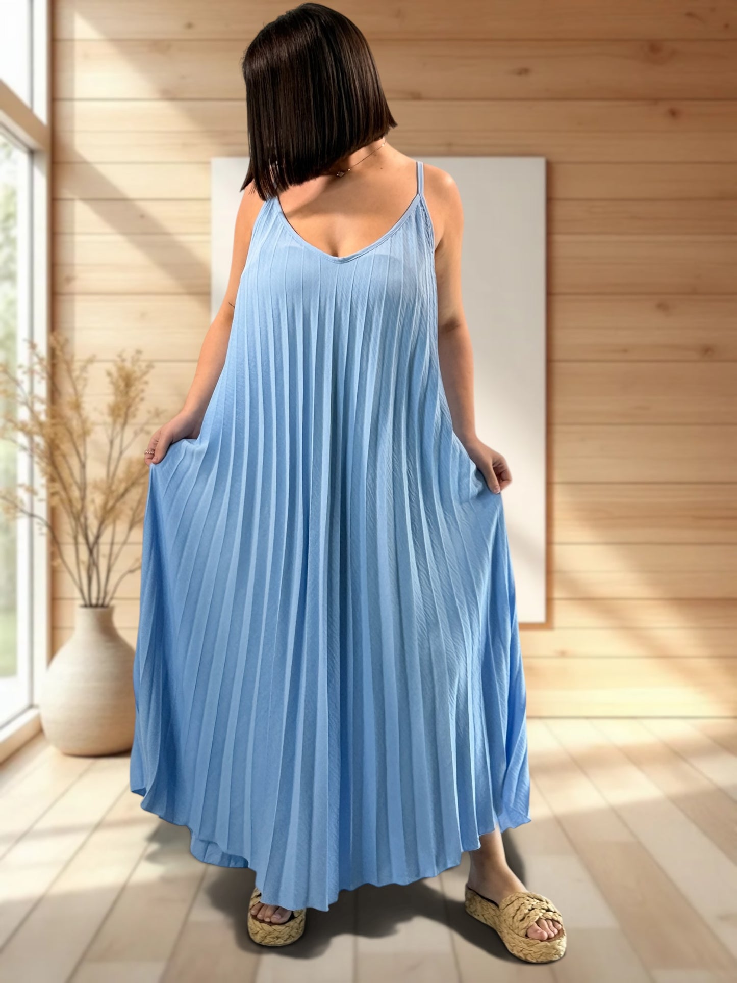 ALEXANDRA - ROBE BLEU CIEL PLISSEE JUSQU'A LA TAILLE 52/54