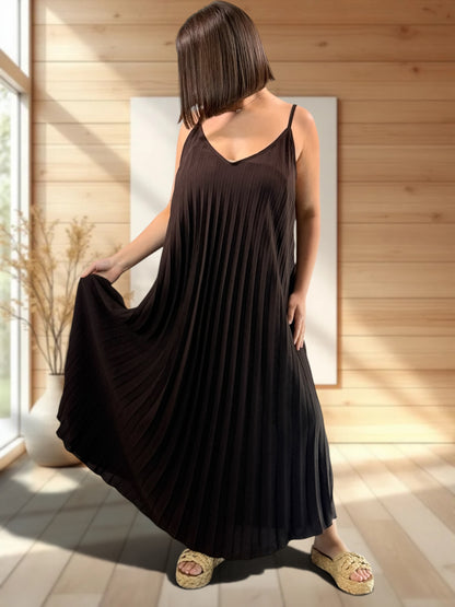 ALEXANDRA - ROBE MARRON PLISSEE JUSQU'A LA TAILLE 52/54
