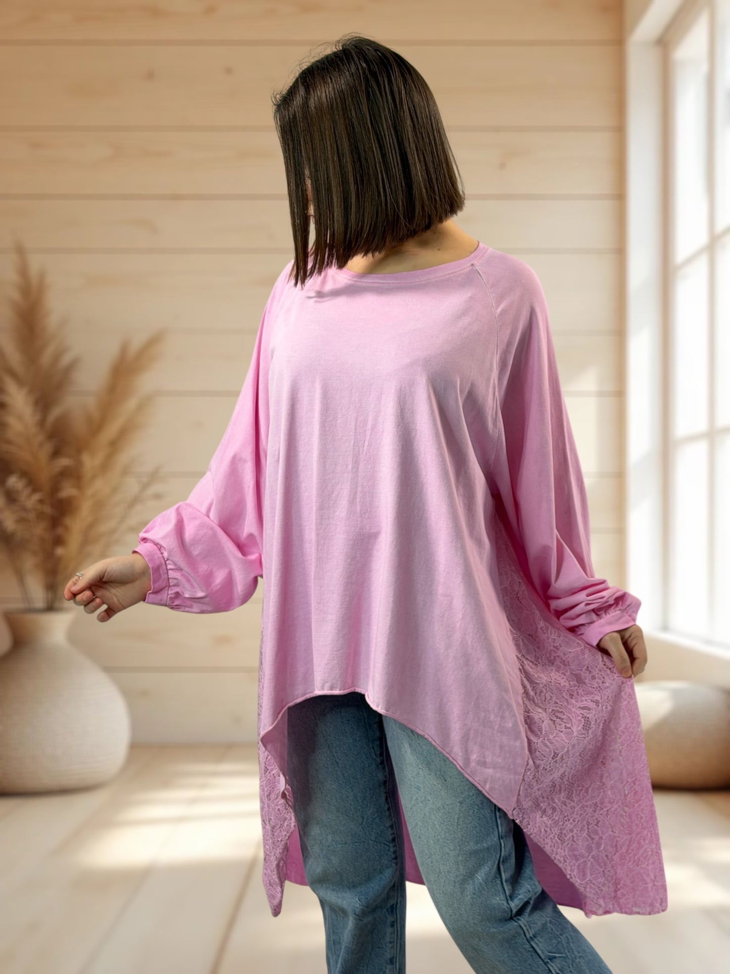 NINON - TEE-SHIRT OVERSIZE ROSE AVEC DENTELLE JUSQU'A LA TAILLE 56