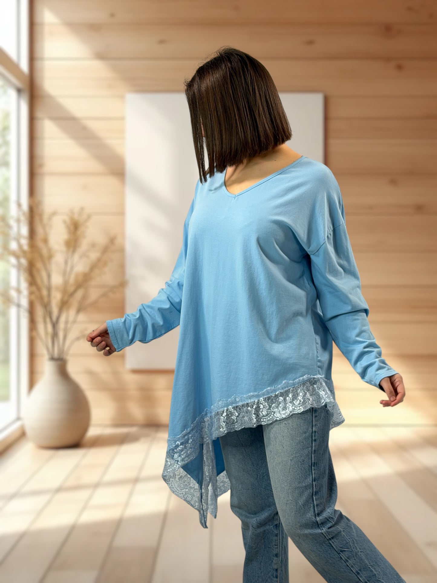 LOUNA - T-SHIRT BLEU ASYMETRIQUE JUSQU'A LA TAILLE 50