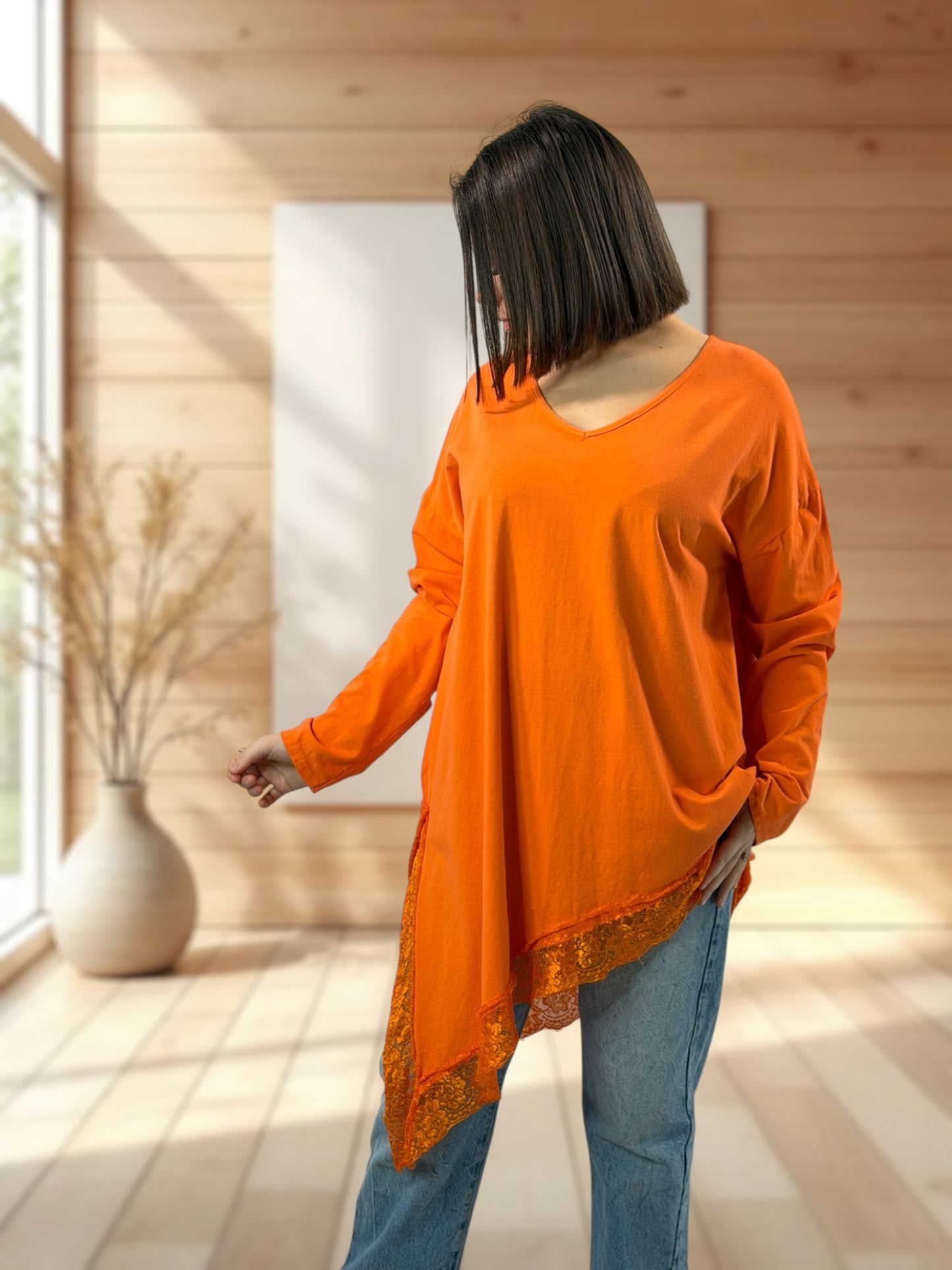 LOUNA - T-SHIRT ORANGE ASYMETRIQUE JUSQU'A LA TAILLE 50