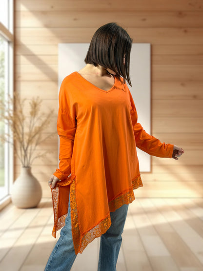 LOUNA - T-SHIRT ORANGE ASYMETRIQUE JUSQU'A LA TAILLE 50