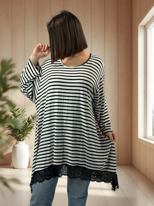 DONNA - MARINIERE NOIRE BORDEE DE DENTELLE JUSQU'A LA TAILLE 56