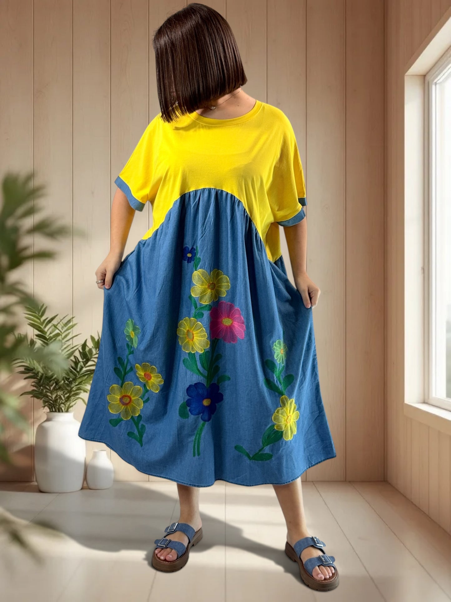 DEBORAH - ROBE OVERSIZE BRODEE JUSQU'A LA TAILLE 56