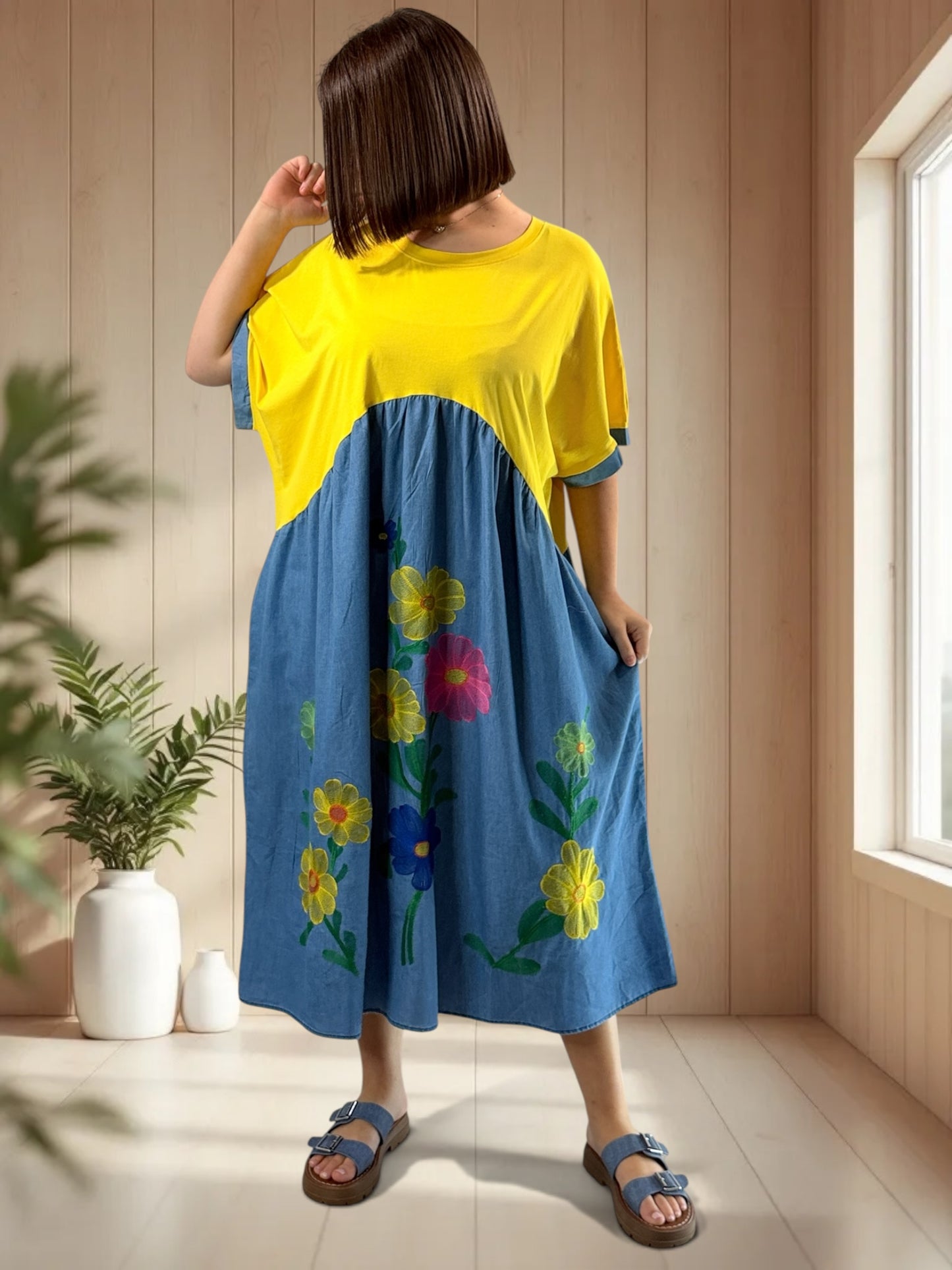 DEBORAH - ROBE OVERSIZE BRODEE JUSQU'A LA TAILLE 56