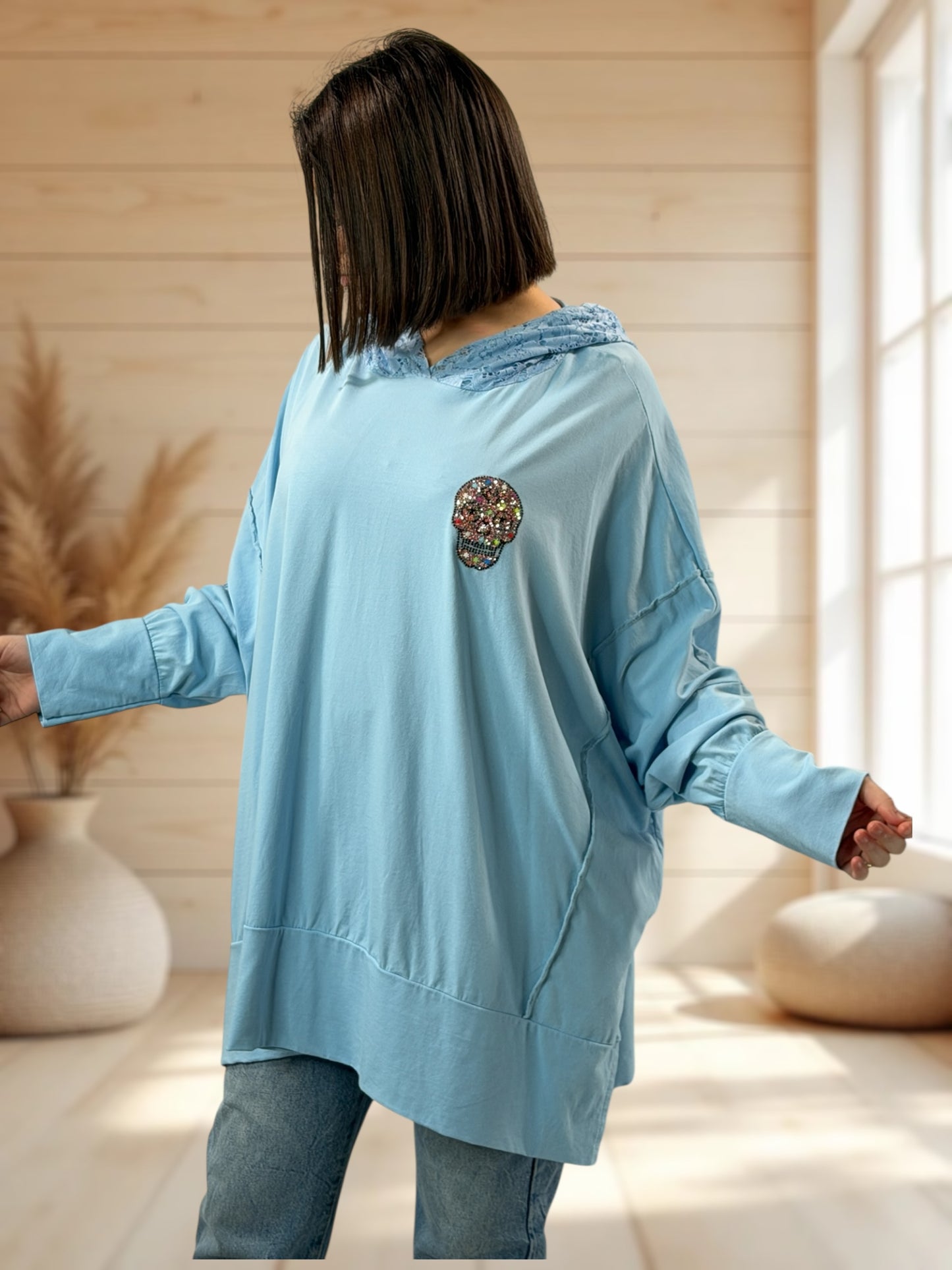 CARACAS - TEE-SHIRT BLEU OVERSIZE CAPUCHE EN DENTELLE JUSQU'A LA TAILLE 58