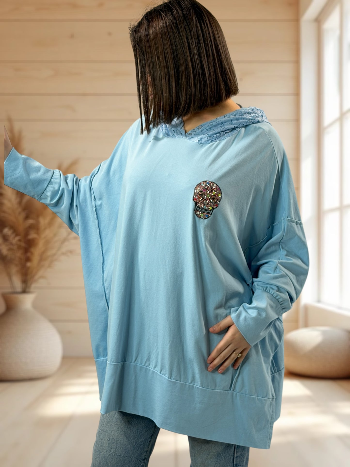 CARACAS - TEE-SHIRT BLEU OVERSIZE CAPUCHE EN DENTELLE JUSQU'A LA TAILLE 58