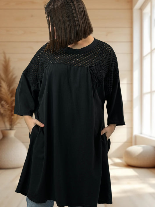 MARION  - TUNIQUE NOIRE EN COTON HAUT EN CROCHET JUSQU'A LA TAILLE 56