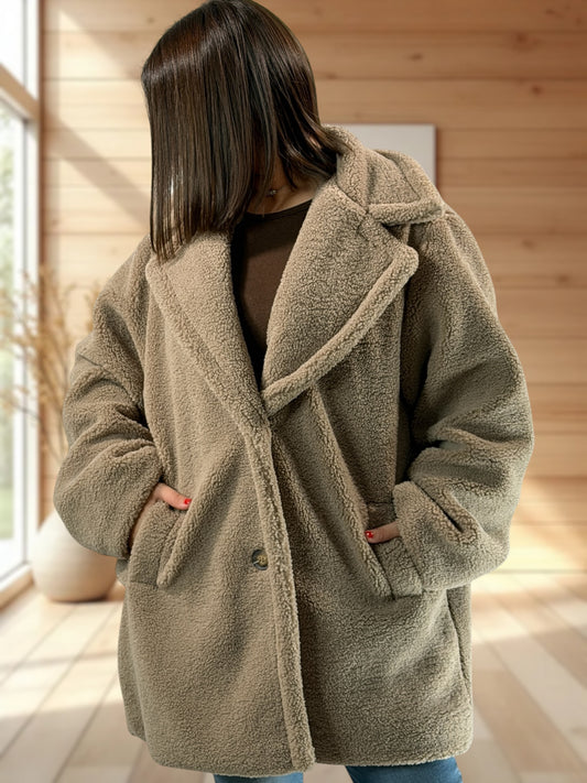 MEGEVE - VESTE TAUPE OVERSIZE EN MOUMOUTE JUSQU'A LA TAILLE 52