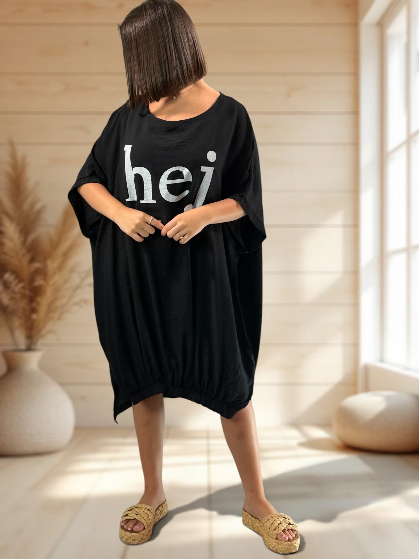 CLARICE - ROBE OVERSIZE NOIRE JUSQU'A LA TAILLE 54