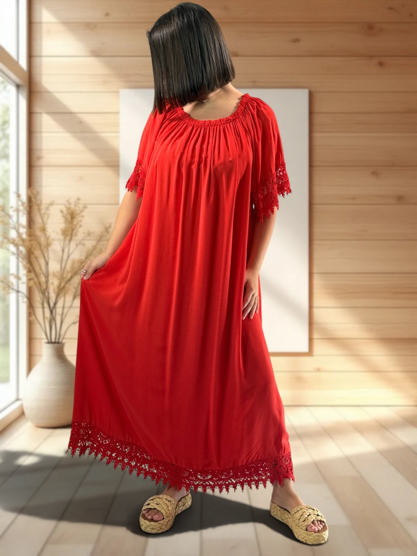 SAKURA - ROBE LONGUE ROUGE AVEC DENTELLE JUSQU'A LA TAILLE 54