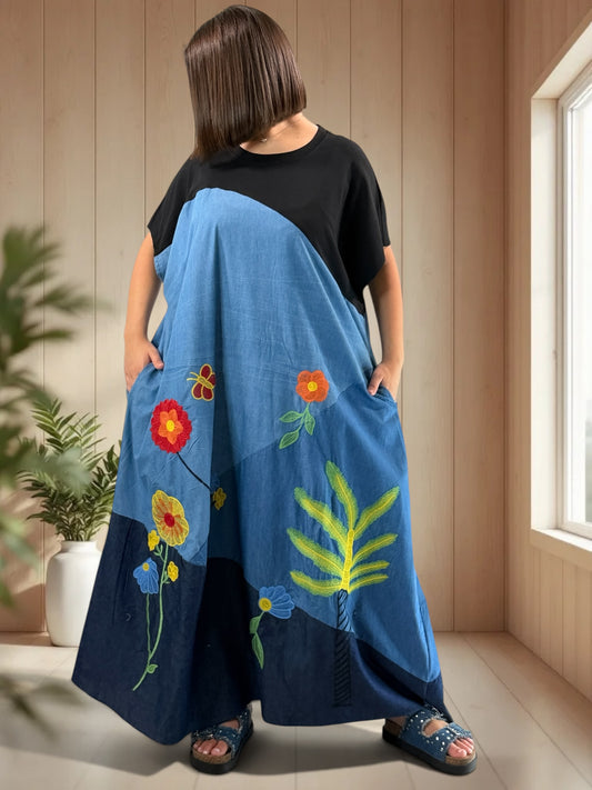 ANGELINA - ROBE LONGUE OVERSIZE BRODEE JUSQU'A LA TAILLE 60