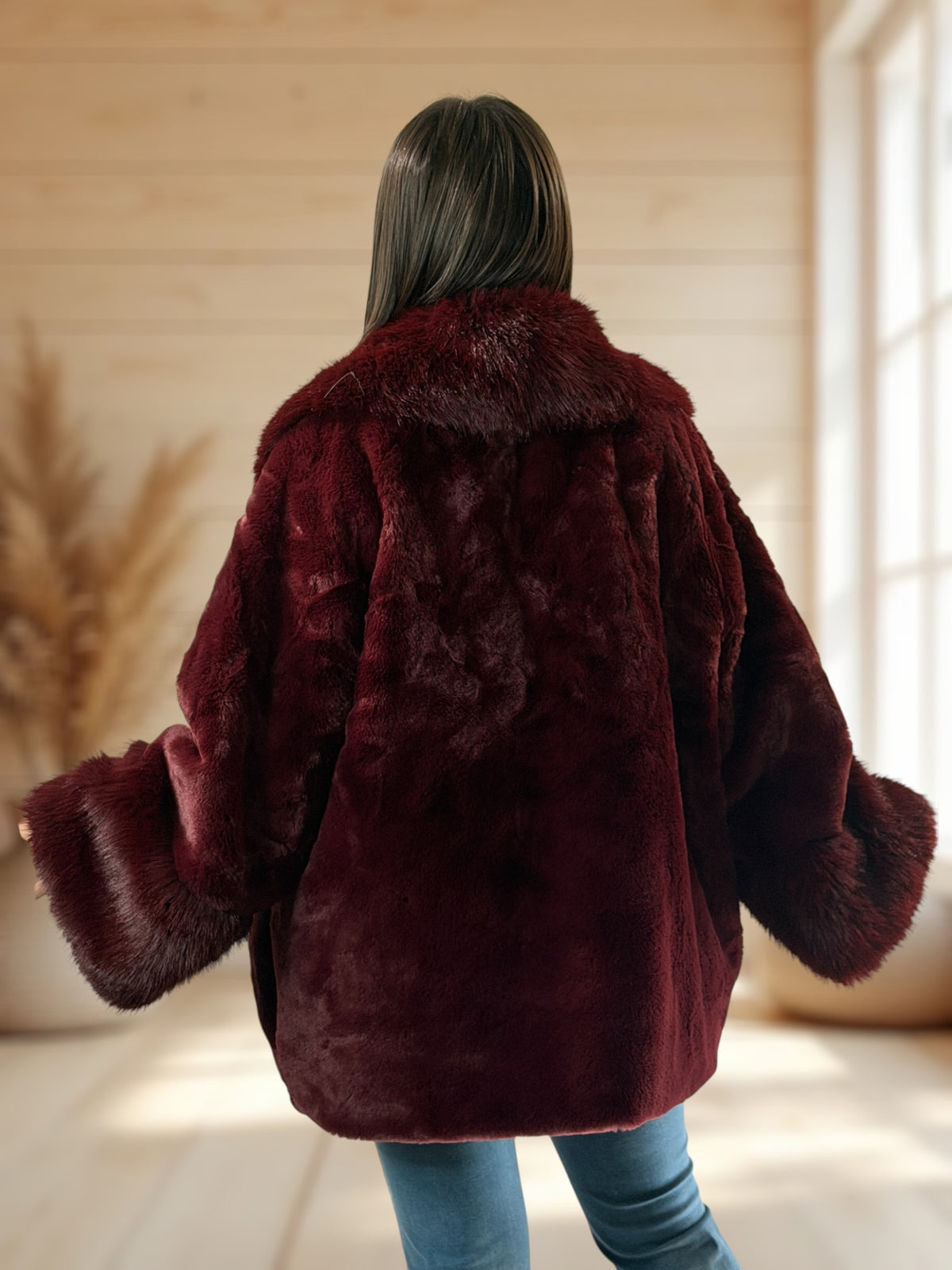 COURCHEVEL - VESTE BORDEAUX OVERSIZE EN FAUSSE FOURRURE JUSQU'A LA TAILLE 54