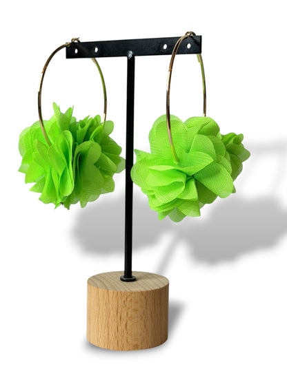 LOLITA - BOUCLES D'OREILLES CREOLES AVEC FLEUR VERTE