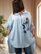 ADRIANA - CHEMISE OVERSIZE BLEU CIEL A RAYURE JUSQU'A LA TAILLE 60