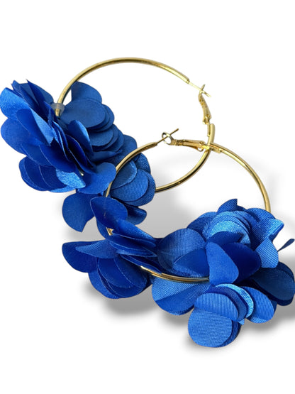 LOLITA - BOUCLES D'OREILLES CREOLES AVEC FLEUR