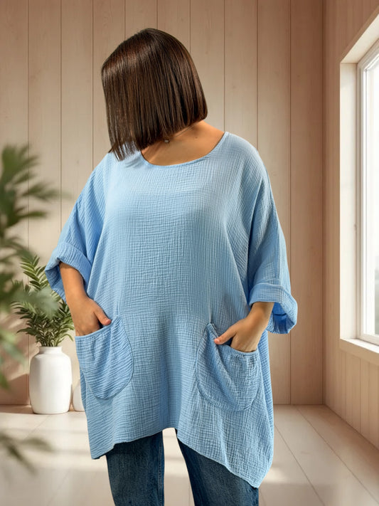 ANAIS - TUNIQUE OVERSIZE BLEUE CIEL EN GAZE DE COTON JUSQU'A LA TAILLE 58