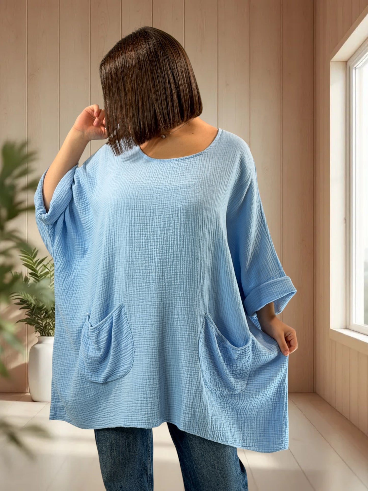ANAIS - TUNIQUE OVERSIZE BLEUE CIEL EN GAZE DE COTON JUSQU'A LA TAILLE 58
