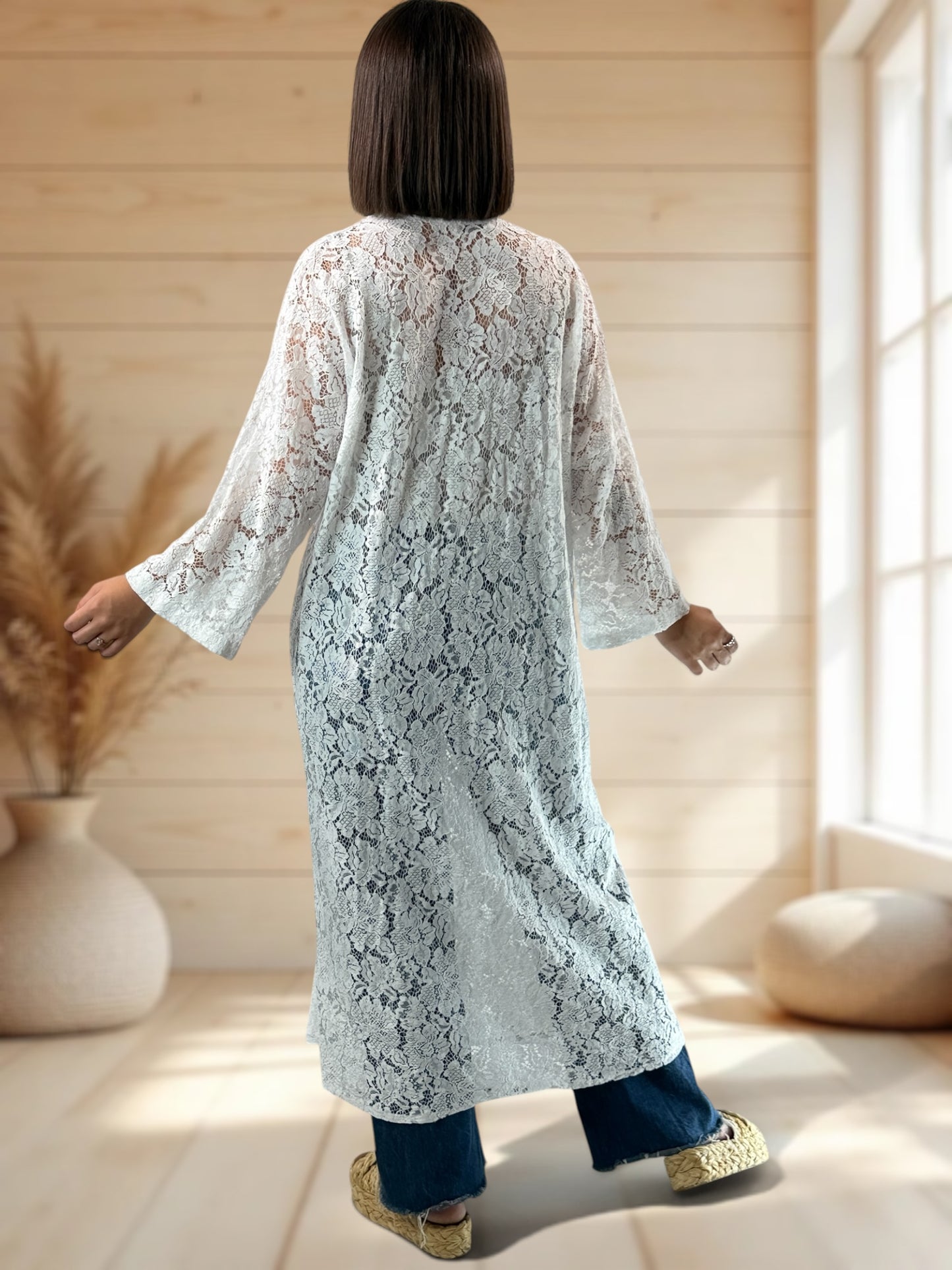 ALISON - KIMONO BLANC EN DENTELLE JUSQU'A LA TAILLE 48/50