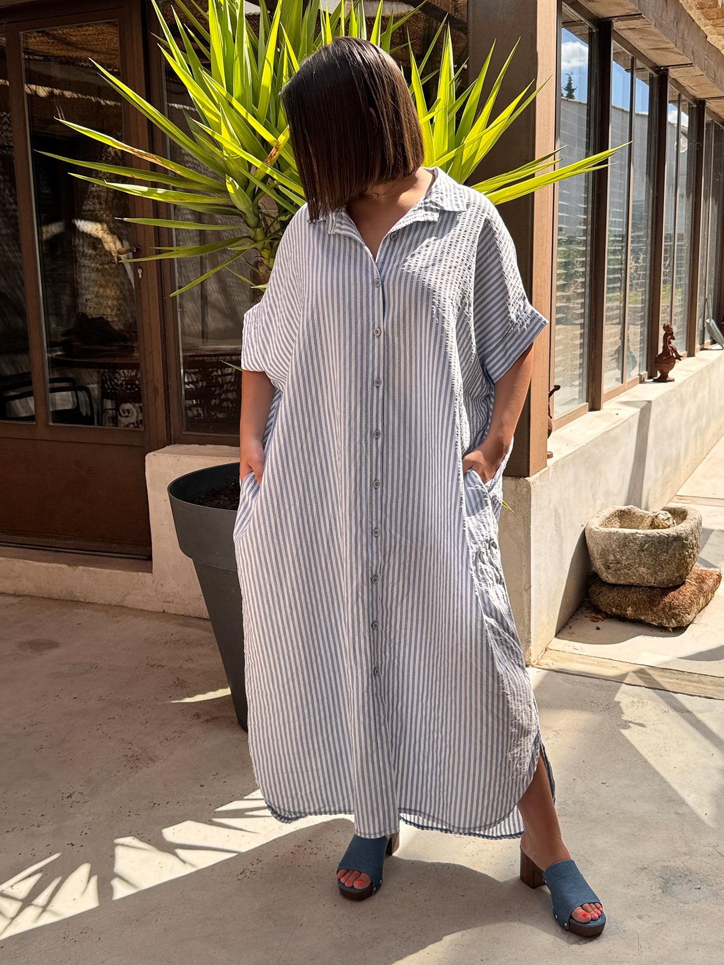 DELICE - ROBE OVERSIZE A RAYURE BLEUE JUSQU'A LA TAILLE 54