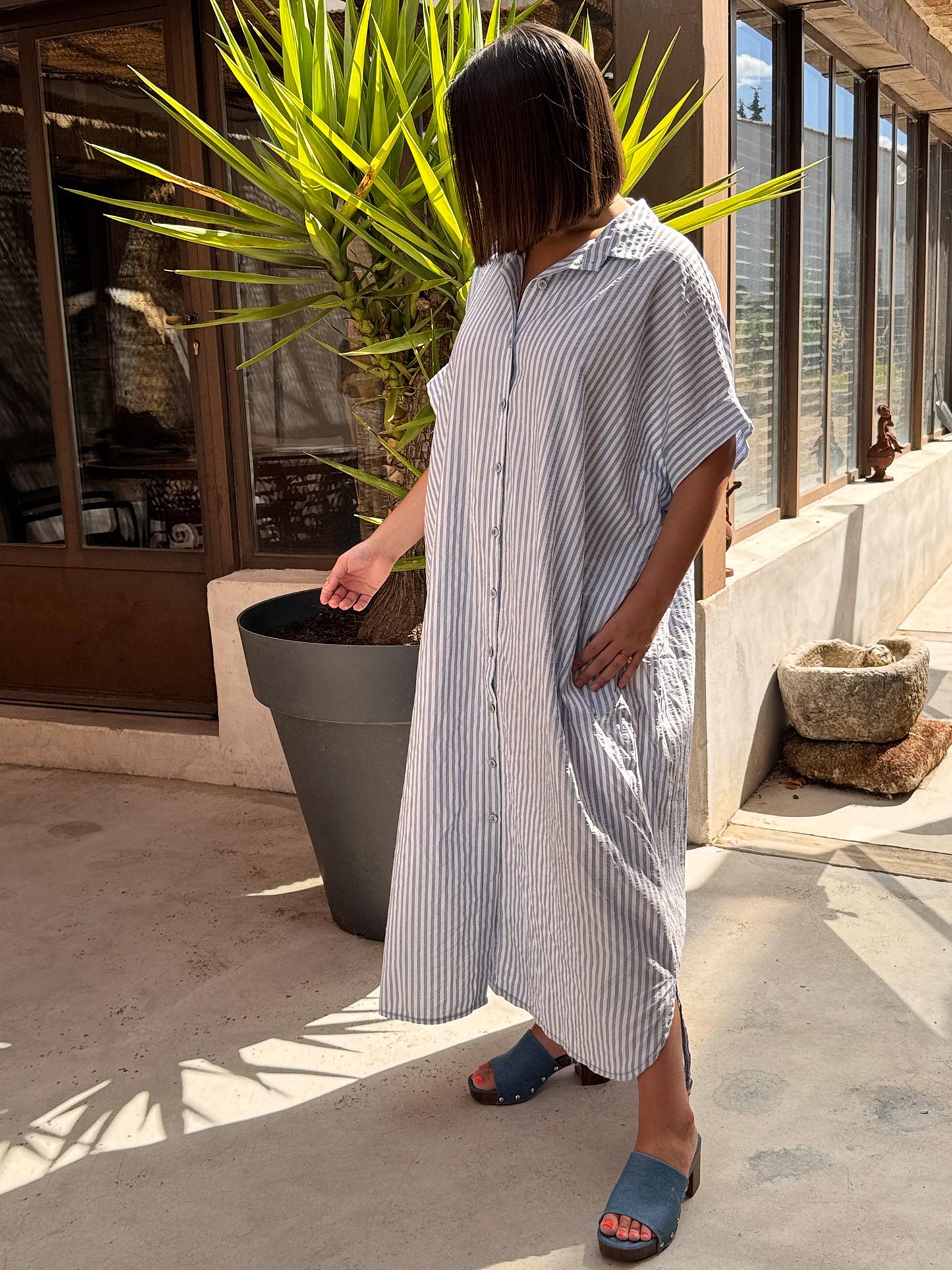 DELICE - ROBE OVERSIZE A RAYURE BLEUE JUSQU'A LA TAILLE 54