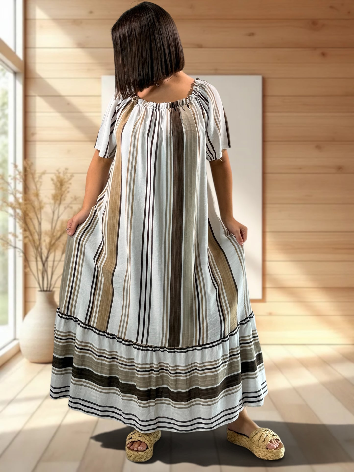 OLIVIA - ROBE LONGUE A RAYURE CAMEL JUSQU'A LA TAILLE 52