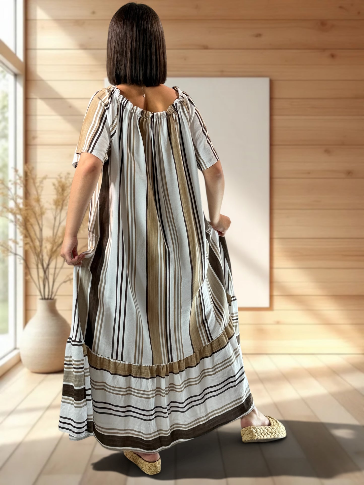 OLIVIA - ROBE LONGUE A RAYURE CAMEL JUSQU'A LA TAILLE 52